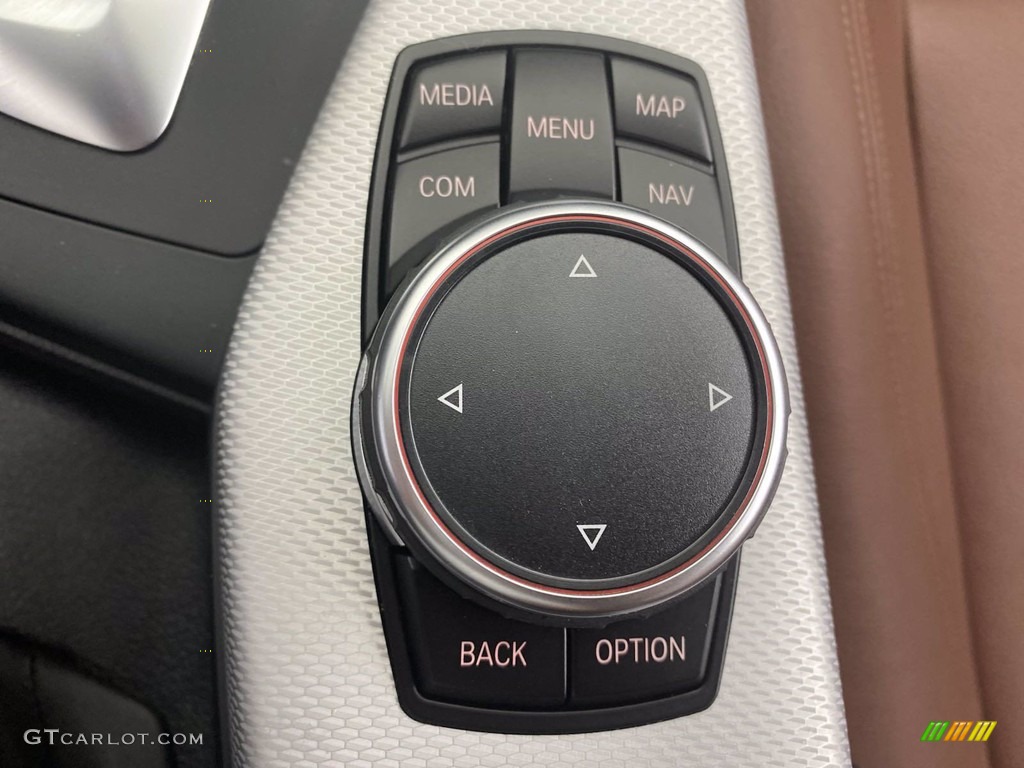 2017 BMW 2 Series M240i Convertible Controls Photos