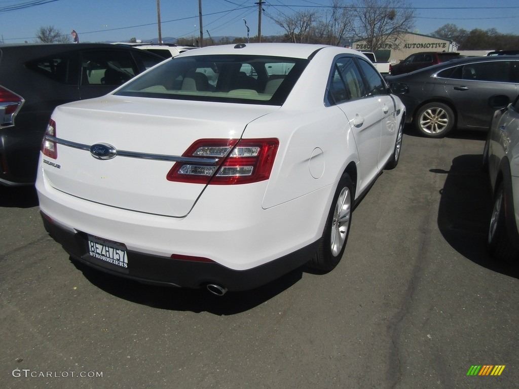 2018 Taurus SE - Oxford White / Dune photo #5
