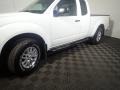Glacier White - Frontier SV King Cab 4x4 Photo No. 9
