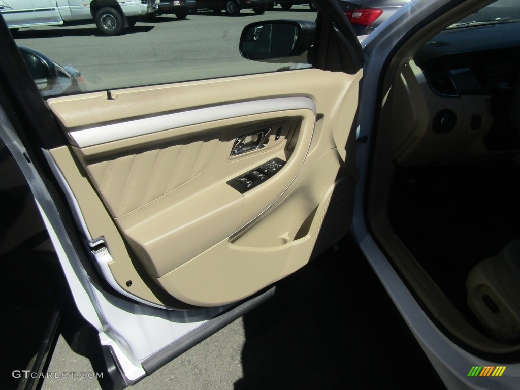 2018 Taurus SE - Oxford White / Dune photo #8