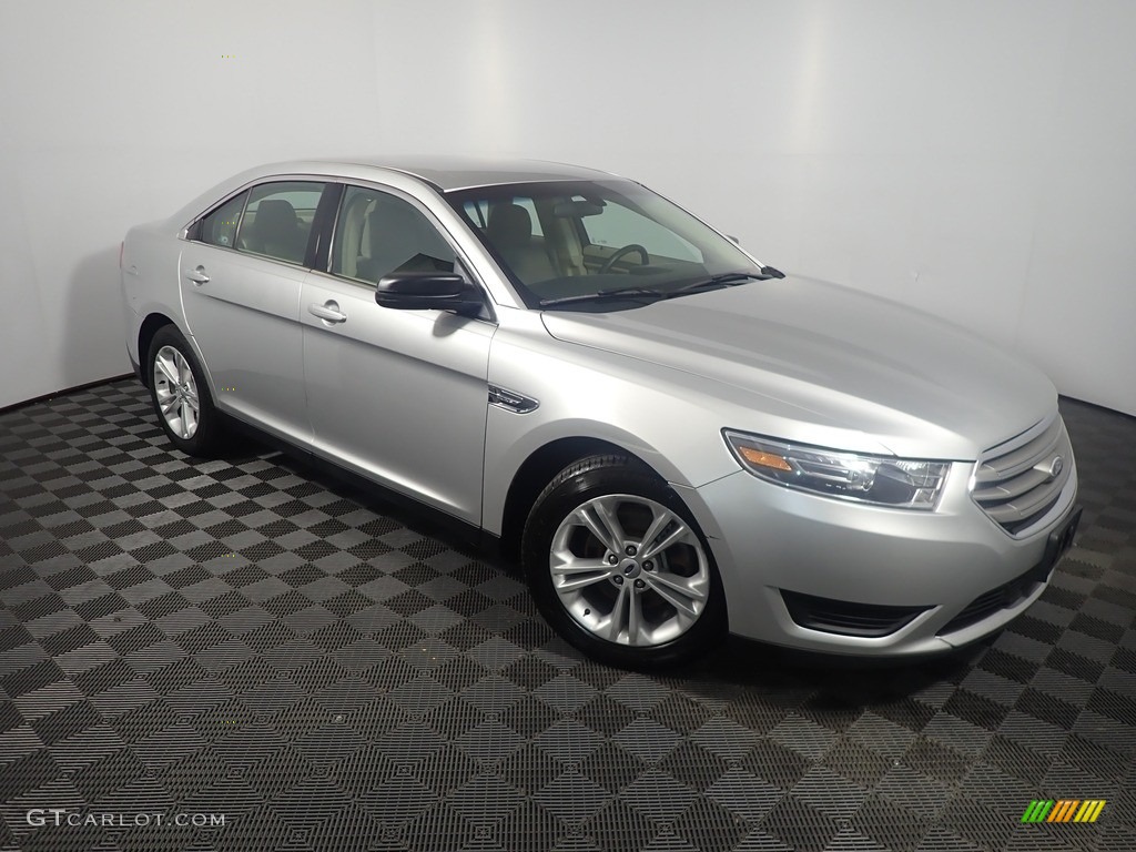 2015 Taurus SE - Ingot Silver Metallic / Dune photo #3