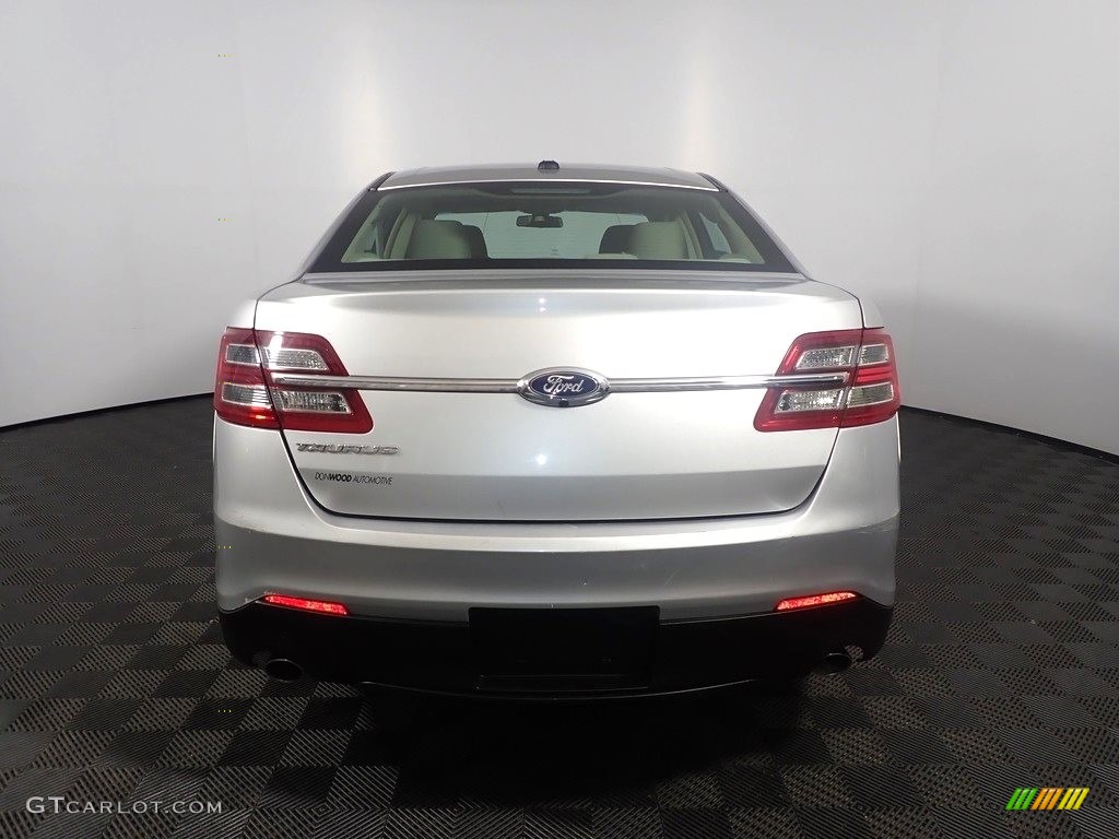 2015 Taurus SE - Ingot Silver Metallic / Dune photo #13