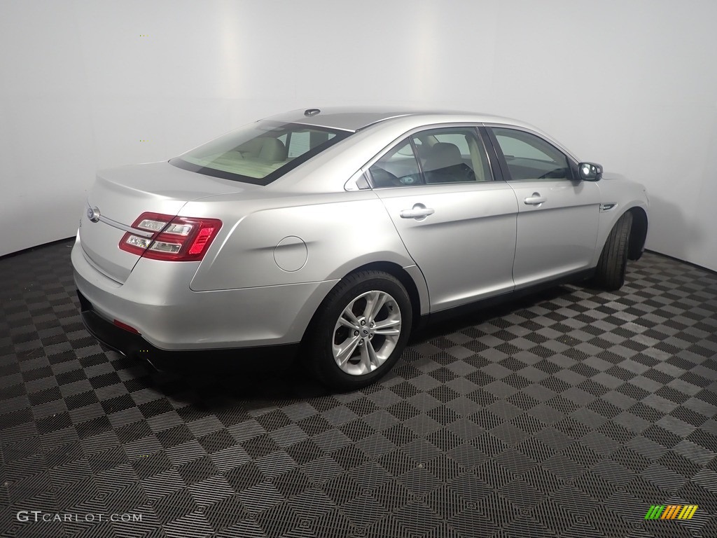 2015 Taurus SE - Ingot Silver Metallic / Dune photo #17