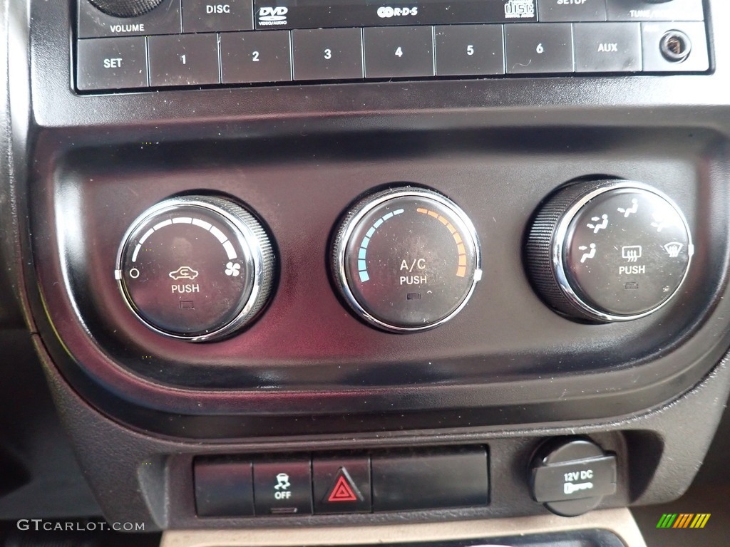 2011 Patriot Sport 4x4 - Deep Cherry Red Crystal Pearl / Dark Slate Gray/Light Pebble photo #26