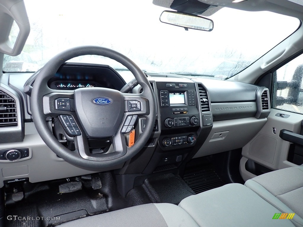 Medium Earth Gray Interior 2021 Ford F250 Super Duty XLT Crew Cab 4x4 Photo #141553482