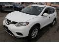 2016 Glacier White Nissan Rogue S  photo #1