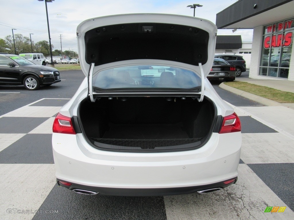 2017 Malibu Premier - Iridescent Pearl Tricoat / Jet Black photo #5