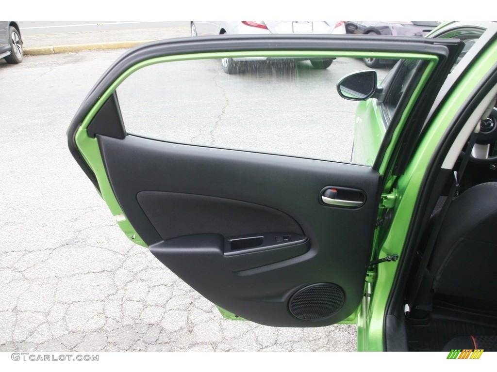 2013 Mazda MAZDA2 Touring Door Panel Photos