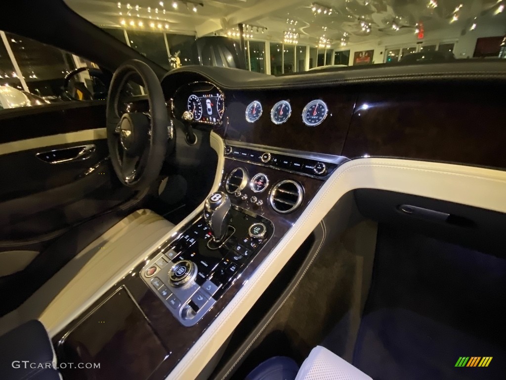 2020 Bentley Continental GT Standard Continental GT Model Dashboard Photos