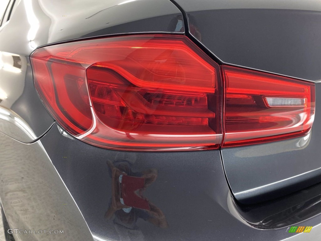 2018 5 Series 530i Sedan - Dark Graphite Metallic / Black photo #9
