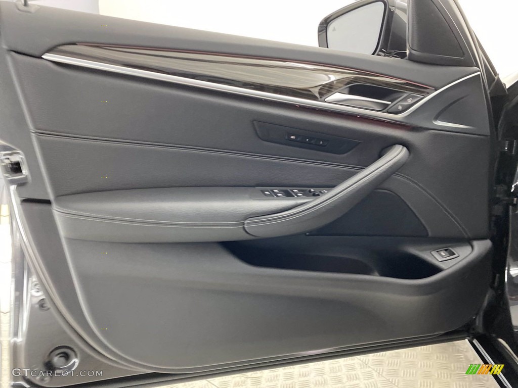 2018 5 Series 530i Sedan - Dark Graphite Metallic / Black photo #13