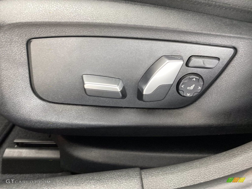 2018 5 Series 530i Sedan - Dark Graphite Metallic / Black photo #15