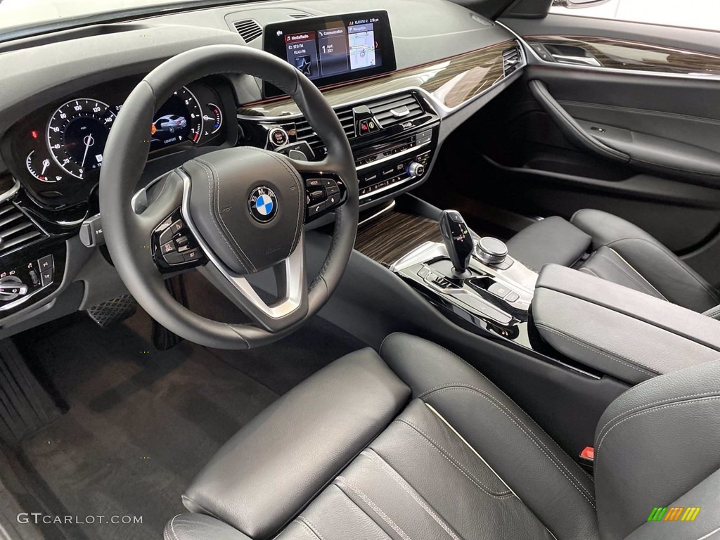 2018 5 Series 530i Sedan - Dark Graphite Metallic / Black photo #16