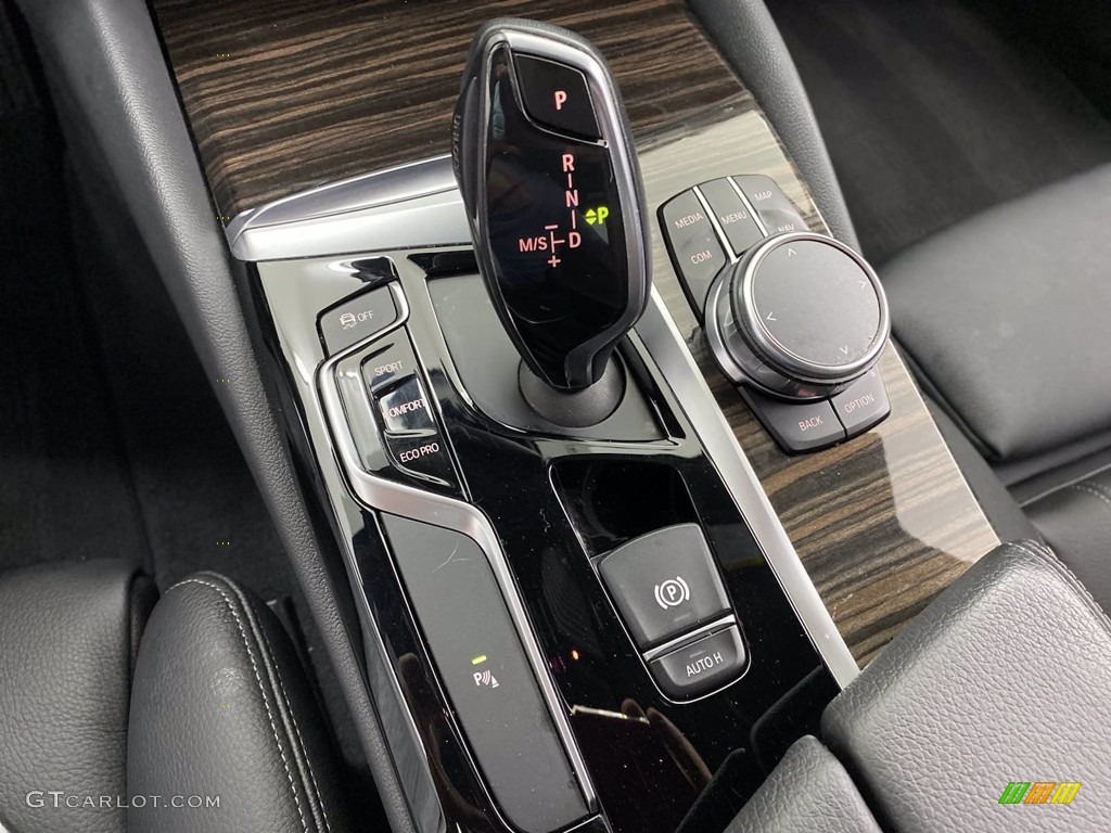 2018 5 Series 530i Sedan - Dark Graphite Metallic / Black photo #27