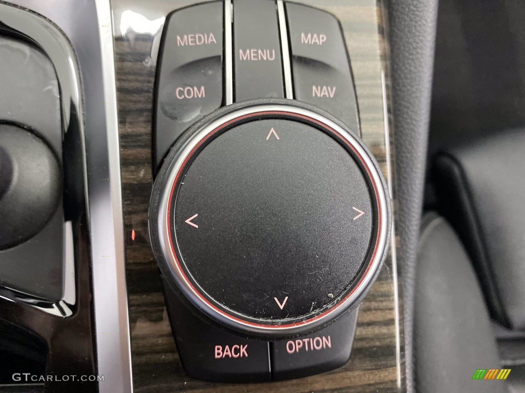 2018 5 Series 530i Sedan - Dark Graphite Metallic / Black photo #29