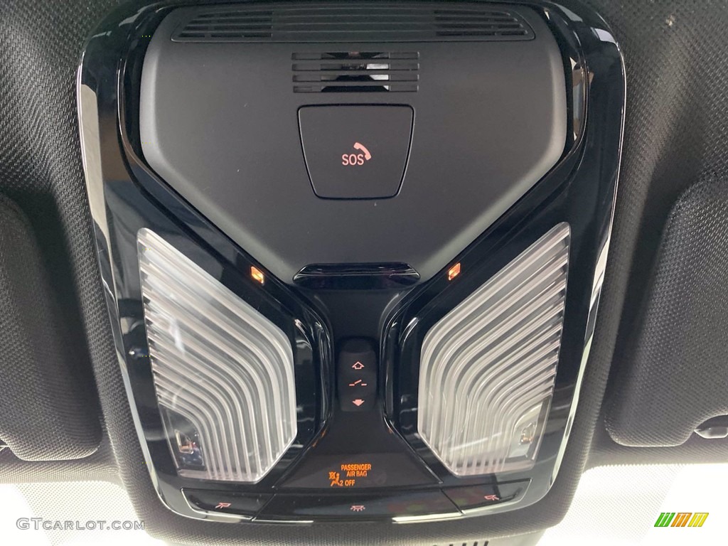 2018 5 Series 530i Sedan - Dark Graphite Metallic / Black photo #30