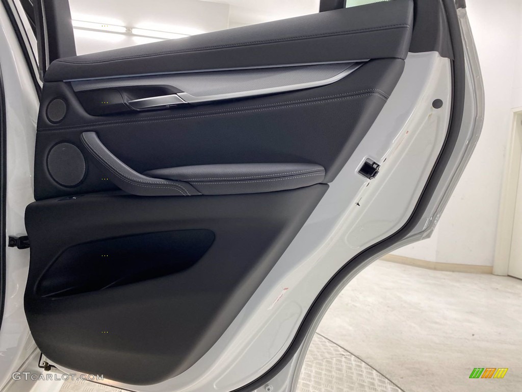 2018 X6 sDrive35i - Alpine White / Black photo #35