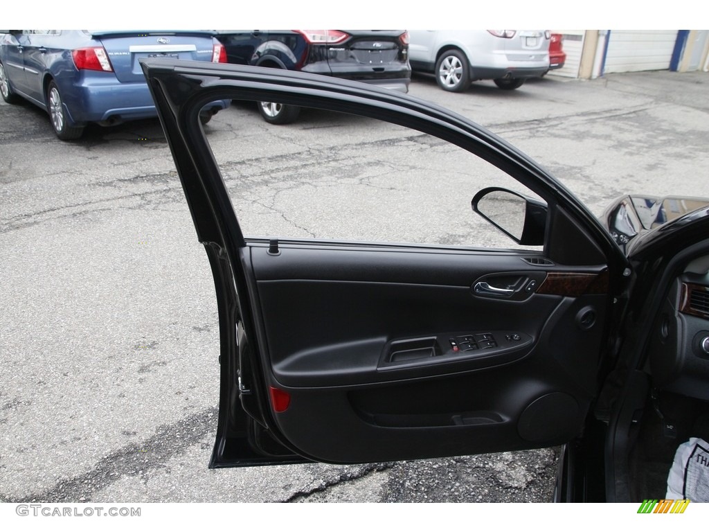 2016 Chevrolet Impala Limited LT Jet Black Door Panel Photo #141560346