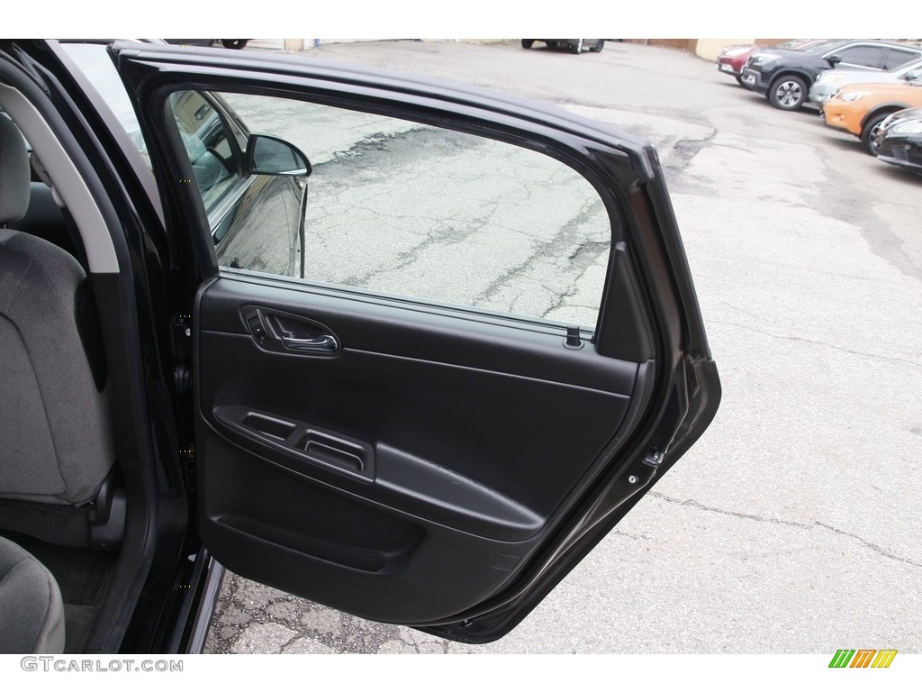2016 Chevrolet Impala Limited LT Jet Black Door Panel Photo #141560424