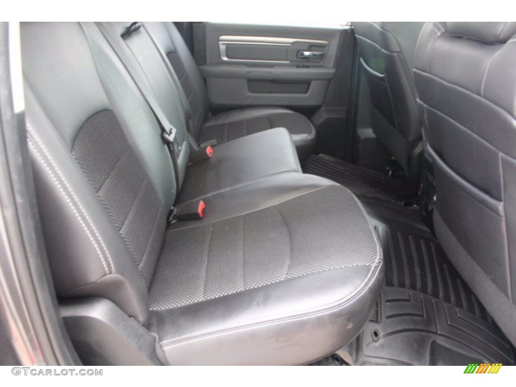 2018 1500 Big Horn Crew Cab 4x4 - Granite Crystal Metallic / Black/Diesel Gray photo #23