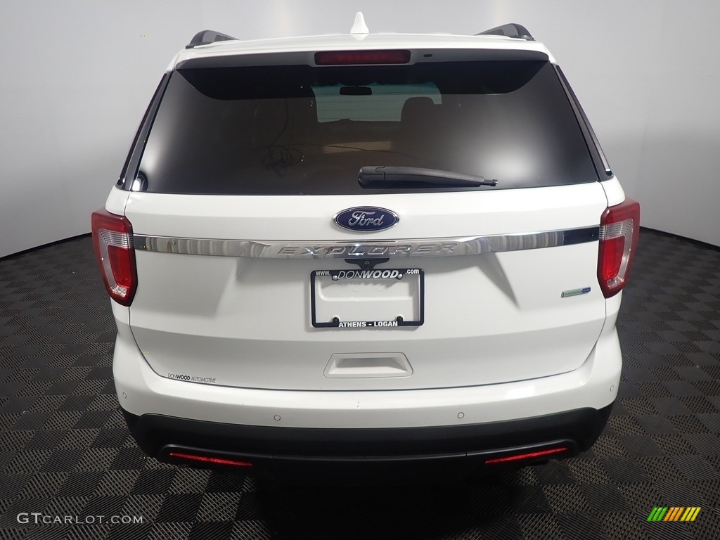 2016 Explorer 4WD - Oxford White / Medium Light Camel photo #13