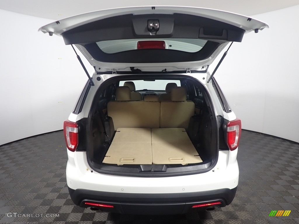 2016 Explorer 4WD - Oxford White / Medium Light Camel photo #14