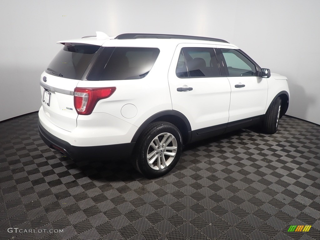 2016 Explorer 4WD - Oxford White / Medium Light Camel photo #17