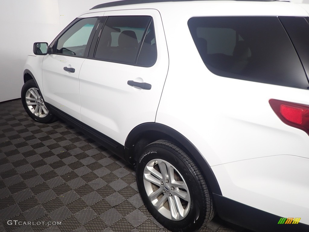 2016 Explorer 4WD - Oxford White / Medium Light Camel photo #18