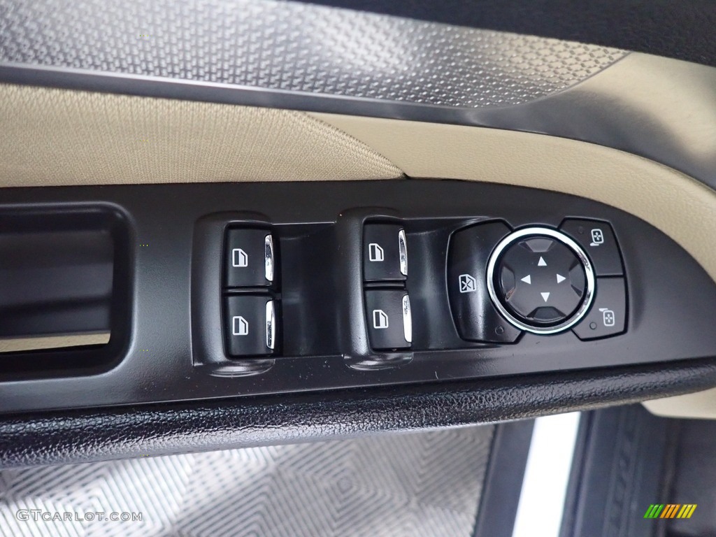 2016 Explorer 4WD - Oxford White / Medium Light Camel photo #21