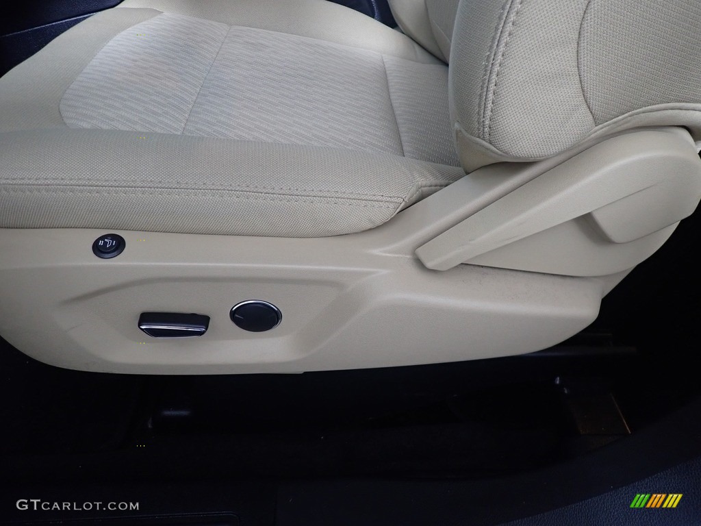 2016 Explorer 4WD - Oxford White / Medium Light Camel photo #23