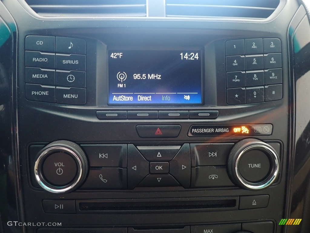 2016 Explorer 4WD - Oxford White / Medium Light Camel photo #27