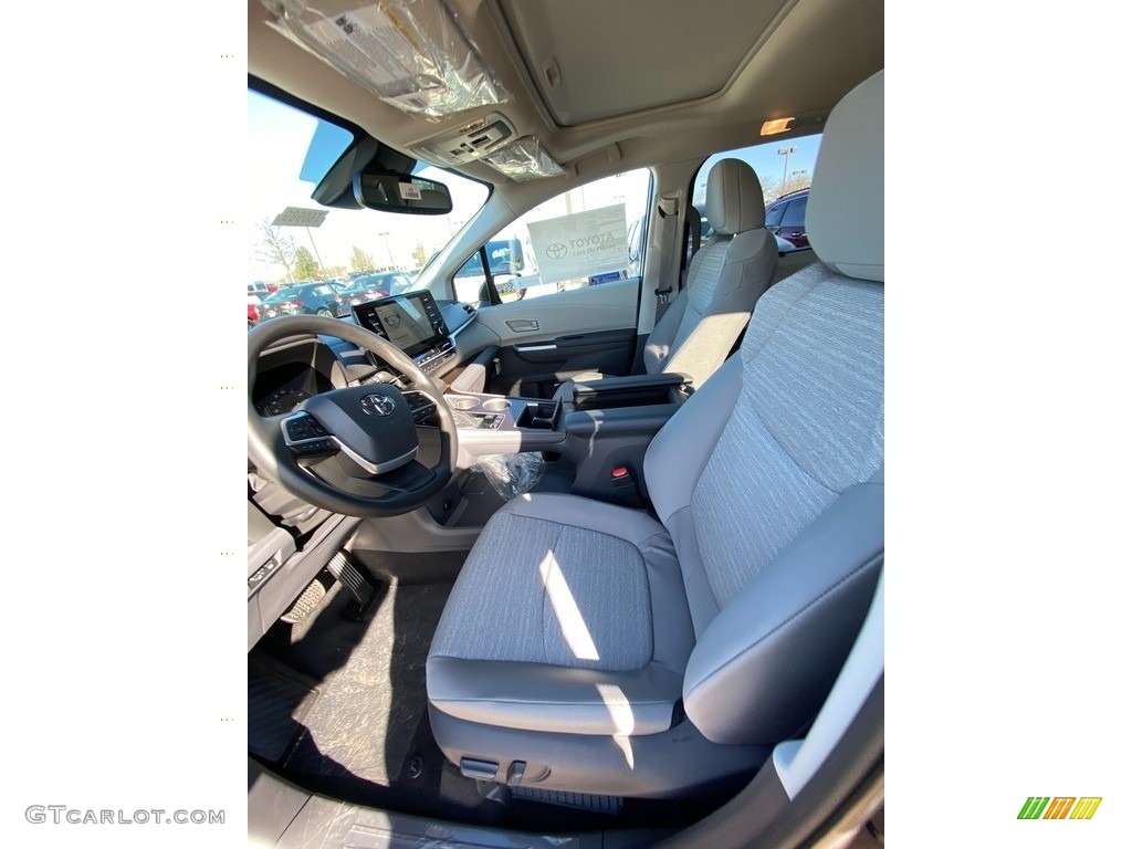 2021 Sienna LE Hybrid - Blueprint / Gray photo #2
