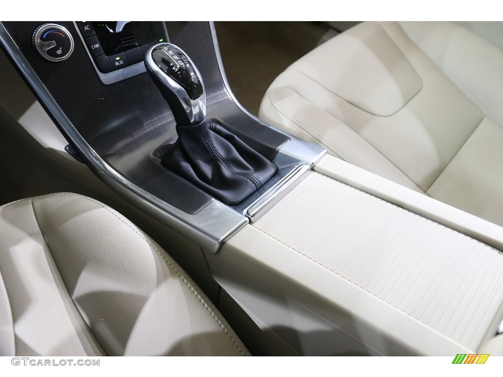 2016 XC60 T5 AWD - Osmium Grey Metallic / Beige photo #16