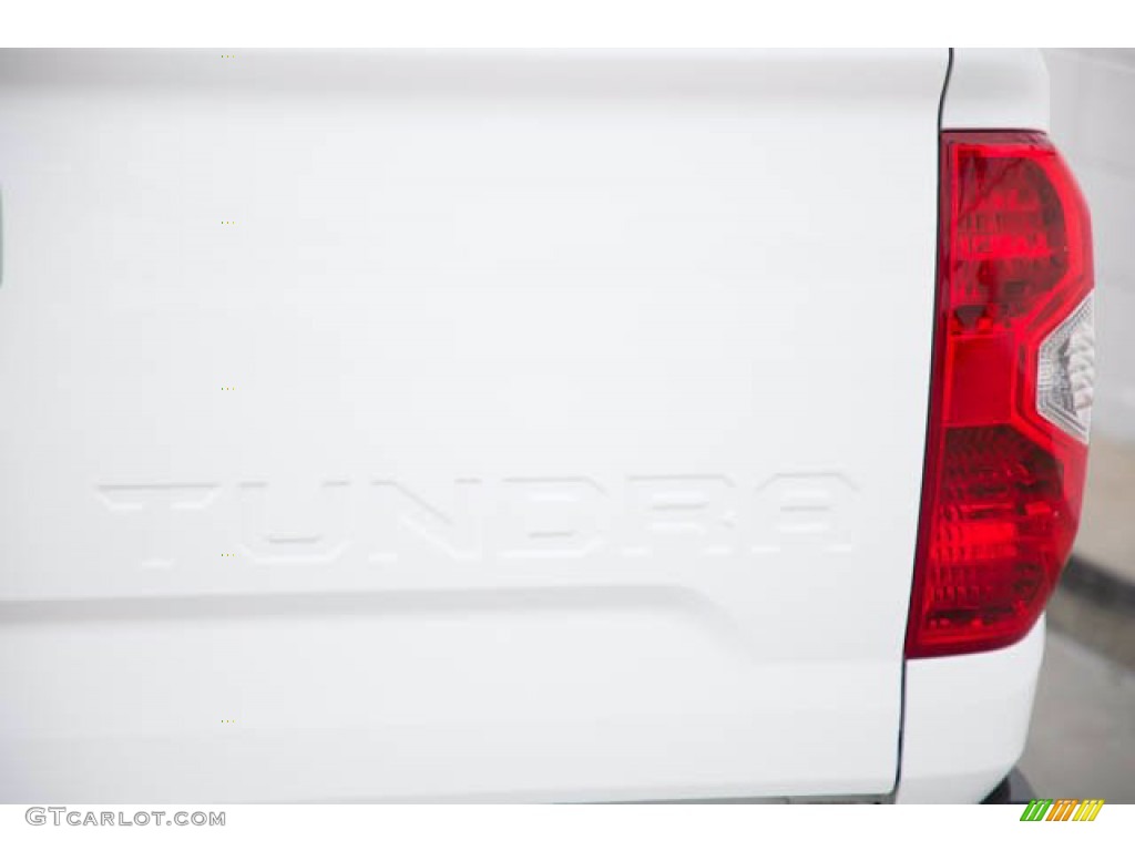 2014 Tundra SR Double Cab - Super White / Graphite photo #13