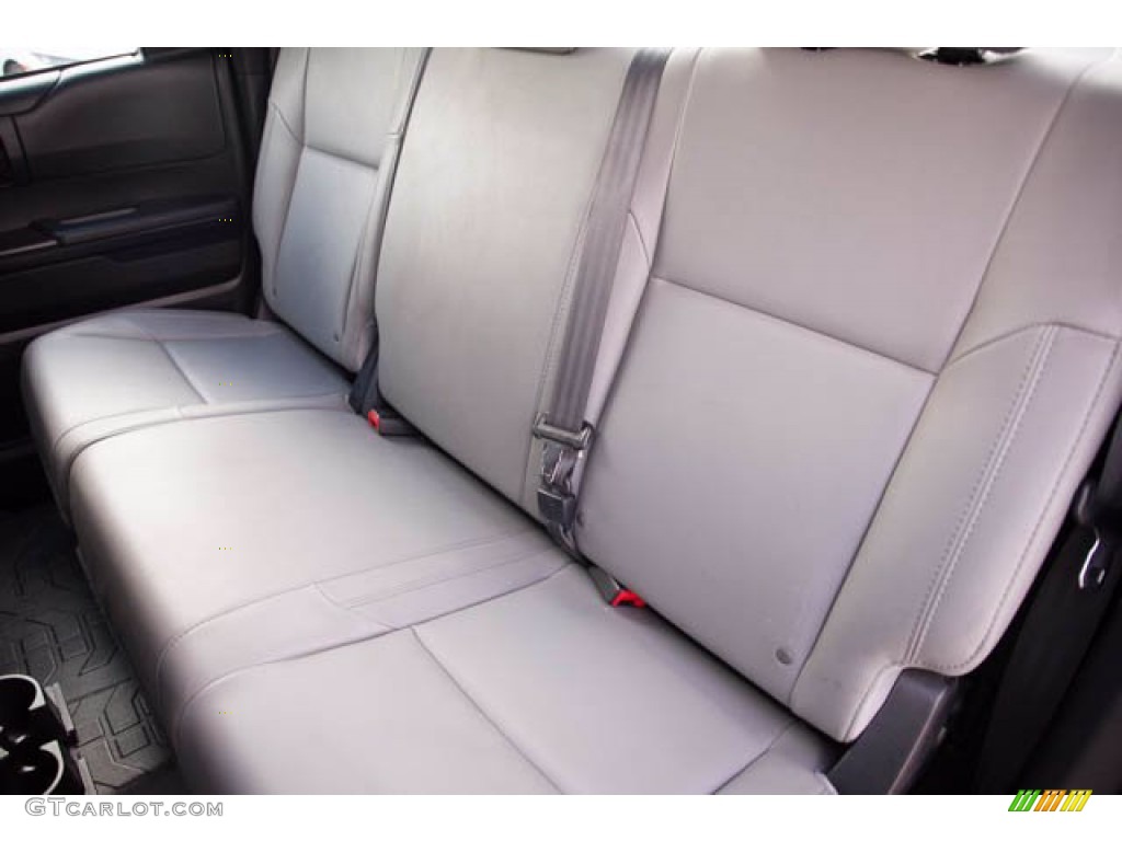 2014 Tundra SR Double Cab - Super White / Graphite photo #18