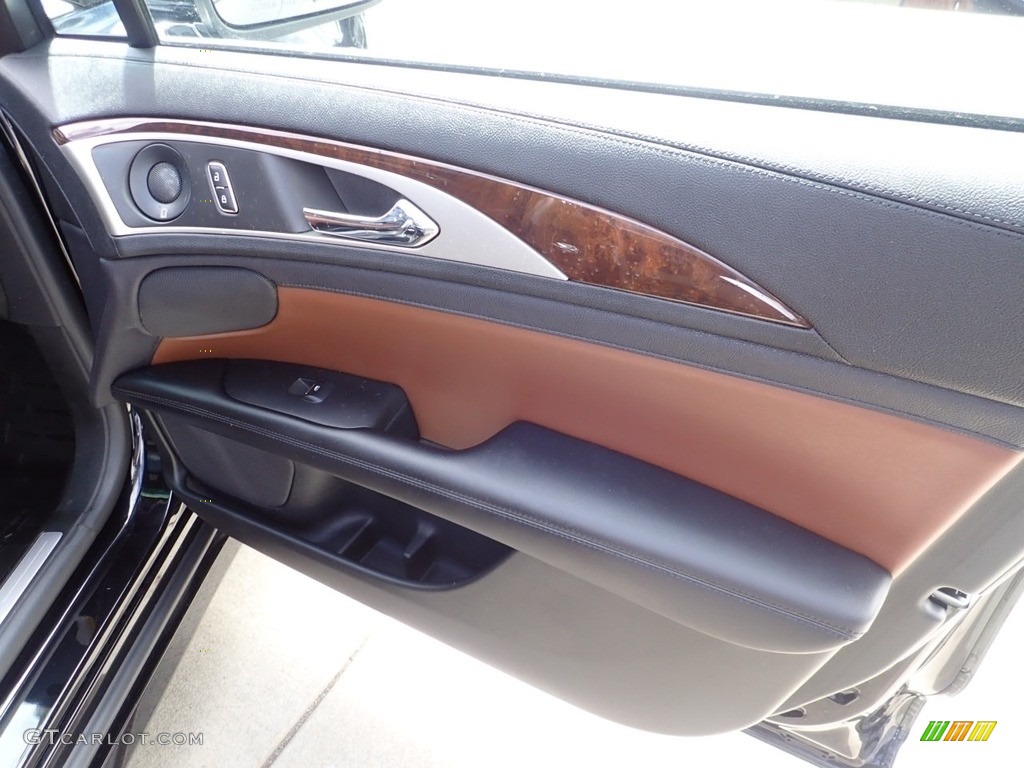 2020 Lincoln MKZ Reserve Ebony/Terracotta Door Panel Photo #141569708