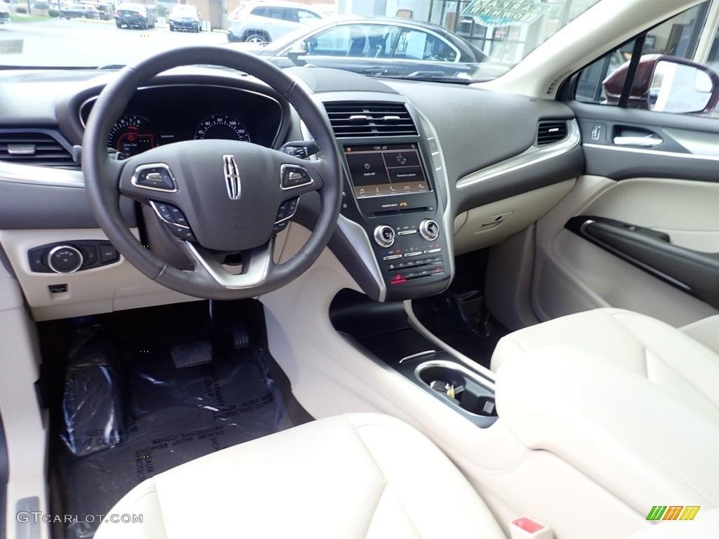 Cappuccino Interior 2019 Lincoln MKC AWD Photo #141570392