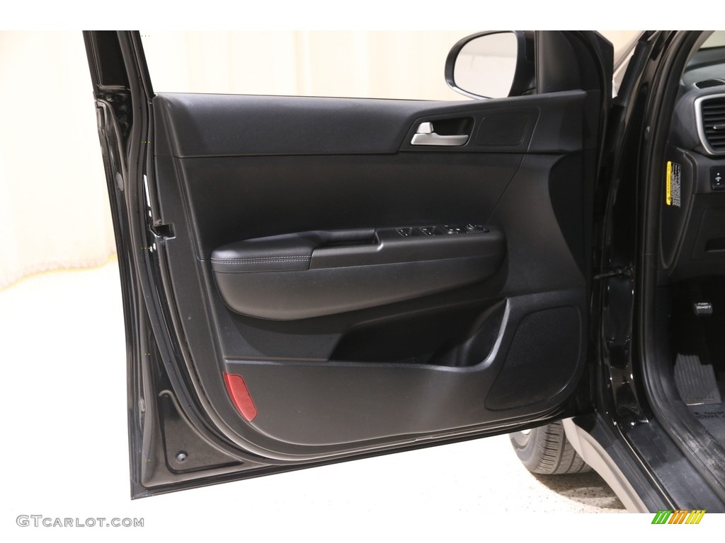2018 Kia Sportage LX Door Panel Photos