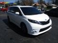 2015 Super White Toyota Sienna SE  photo #5