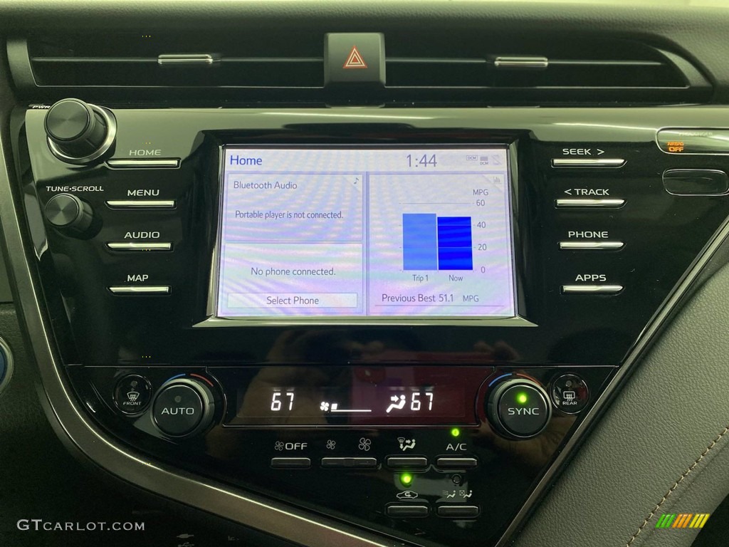 2019 Camry Hybrid LE - Celestial Silver Metallic / Black photo #23