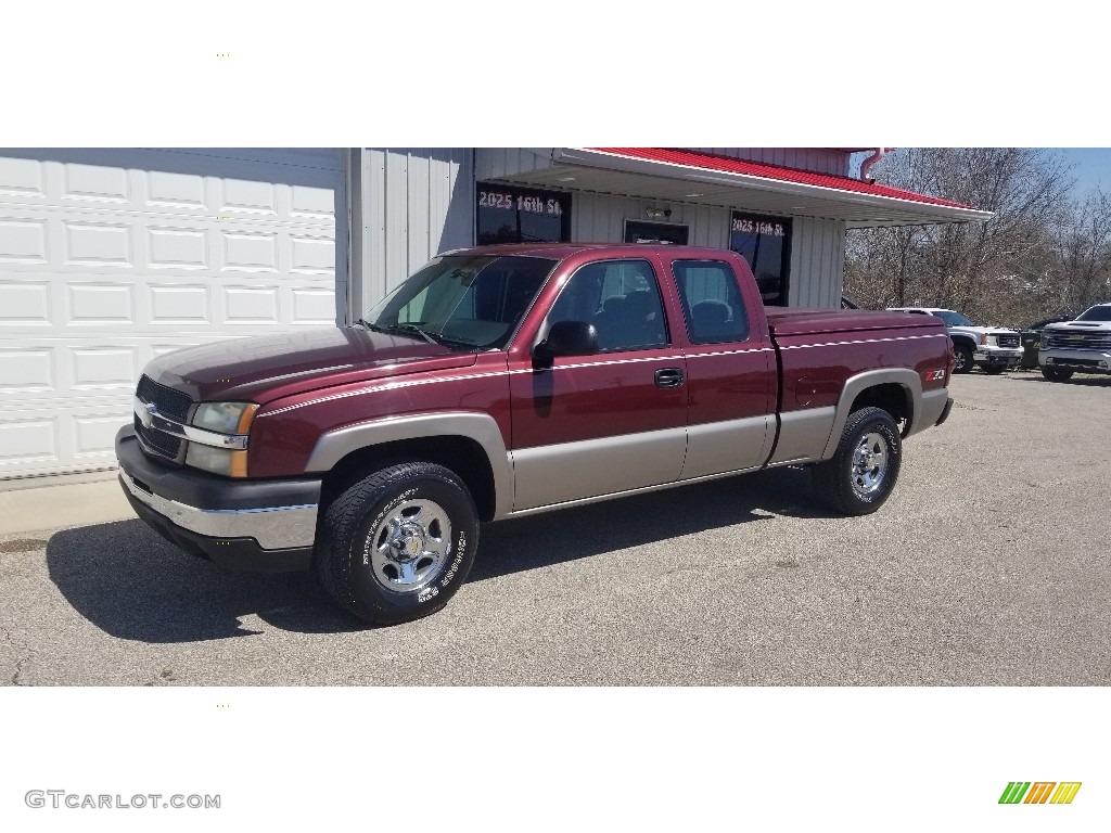 2003 Silverado 1500 LS Extended Cab 4x4 - Dark Carmine Red Metallic / Medium Gray photo #2