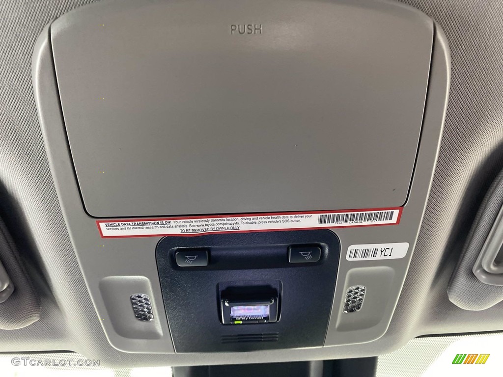 2019 Camry Hybrid LE - Celestial Silver Metallic / Black photo #29