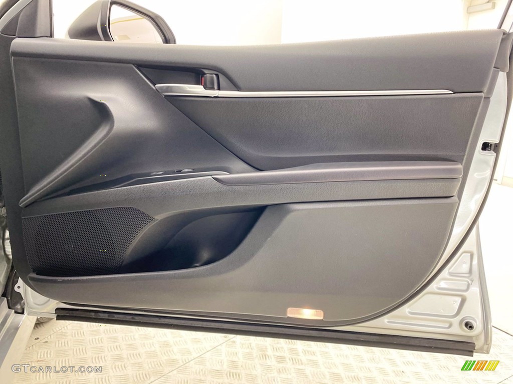 2019 Camry Hybrid LE - Celestial Silver Metallic / Black photo #30