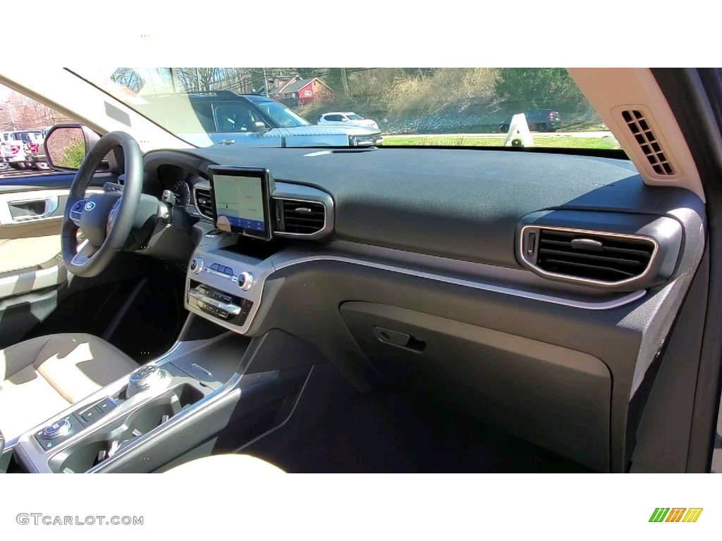 2021 Explorer XLT 4WD - Atlas Blue Metallic / Sandstone photo #27