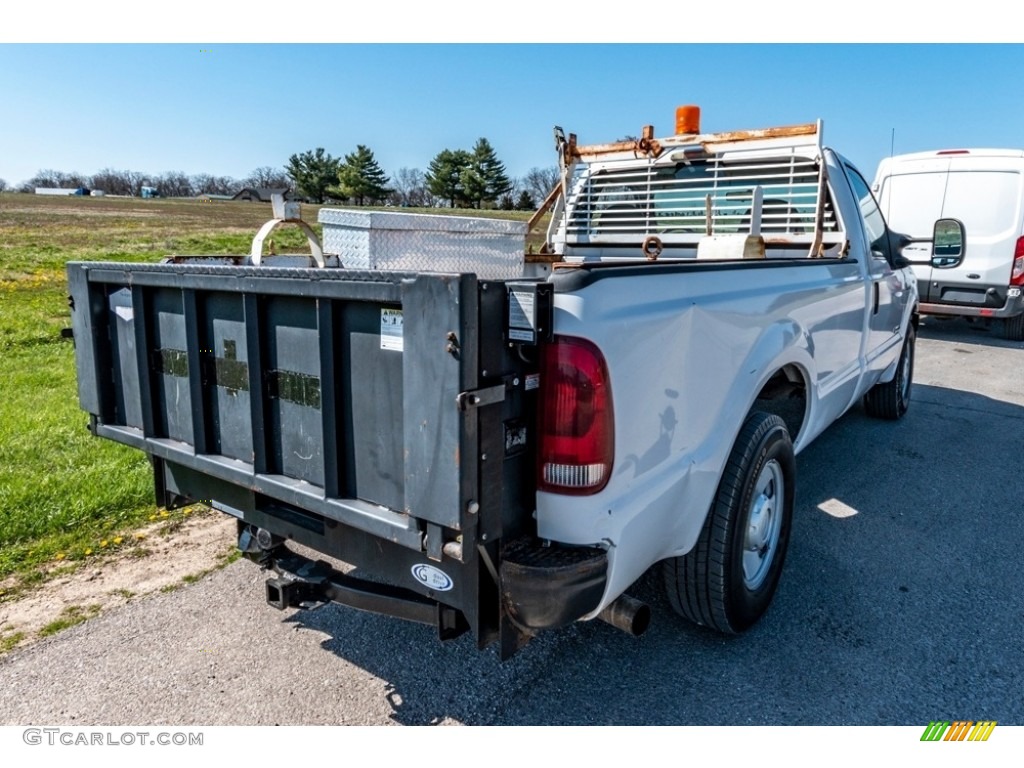 2007 F250 Super Duty XL Regular Cab - Oxford White Clearcoat / Medium Flint photo #4