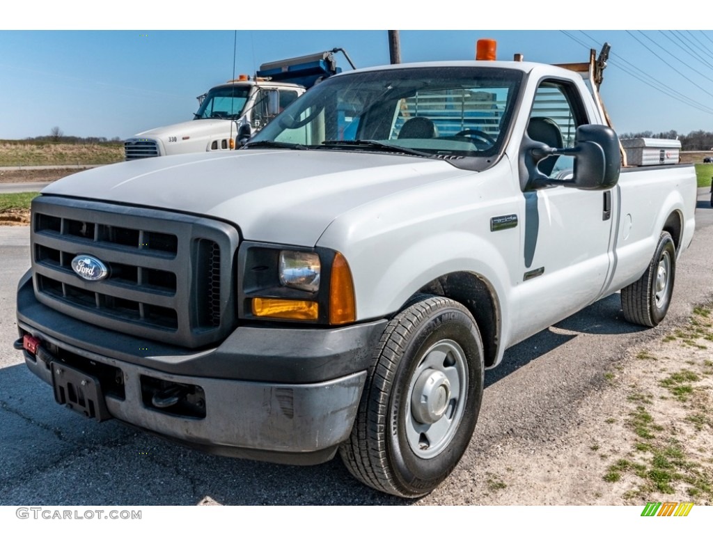 2007 F250 Super Duty XL Regular Cab - Oxford White Clearcoat / Medium Flint photo #8