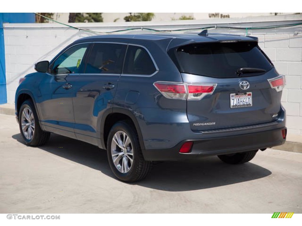 2015 Highlander XLE - Nautical Blue Metallic / Ash photo #2