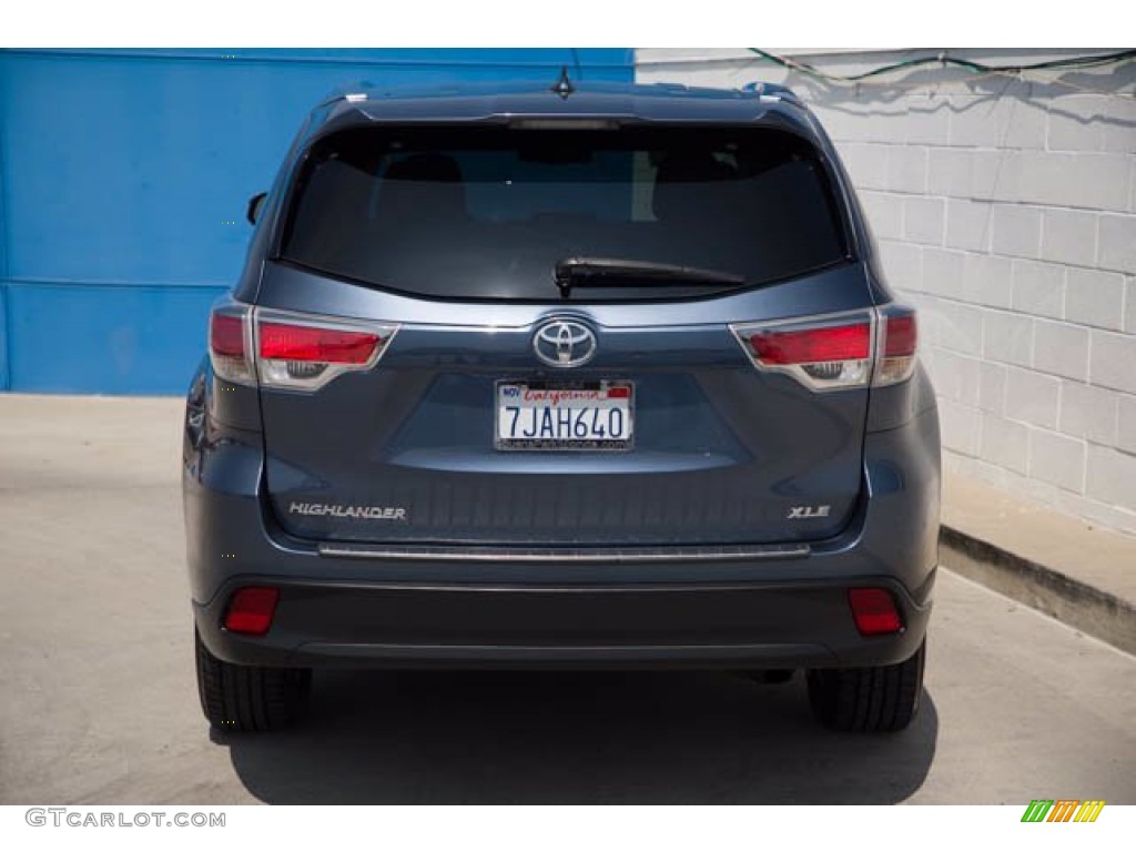 2015 Highlander XLE - Nautical Blue Metallic / Ash photo #9