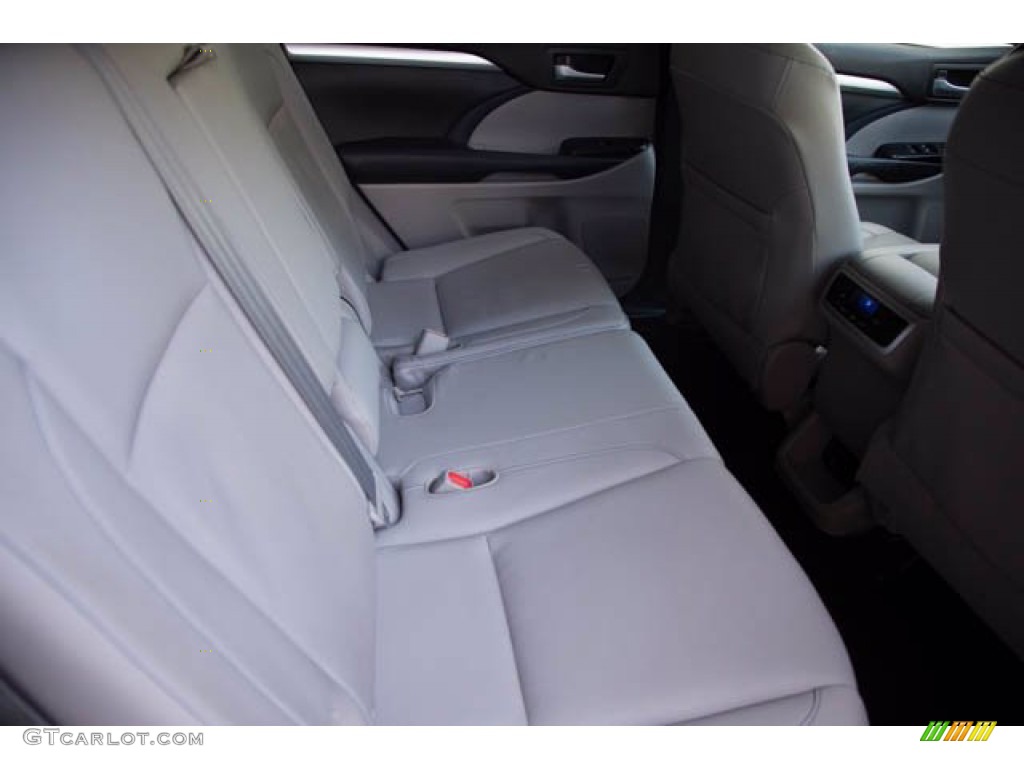 2015 Highlander XLE - Nautical Blue Metallic / Ash photo #21