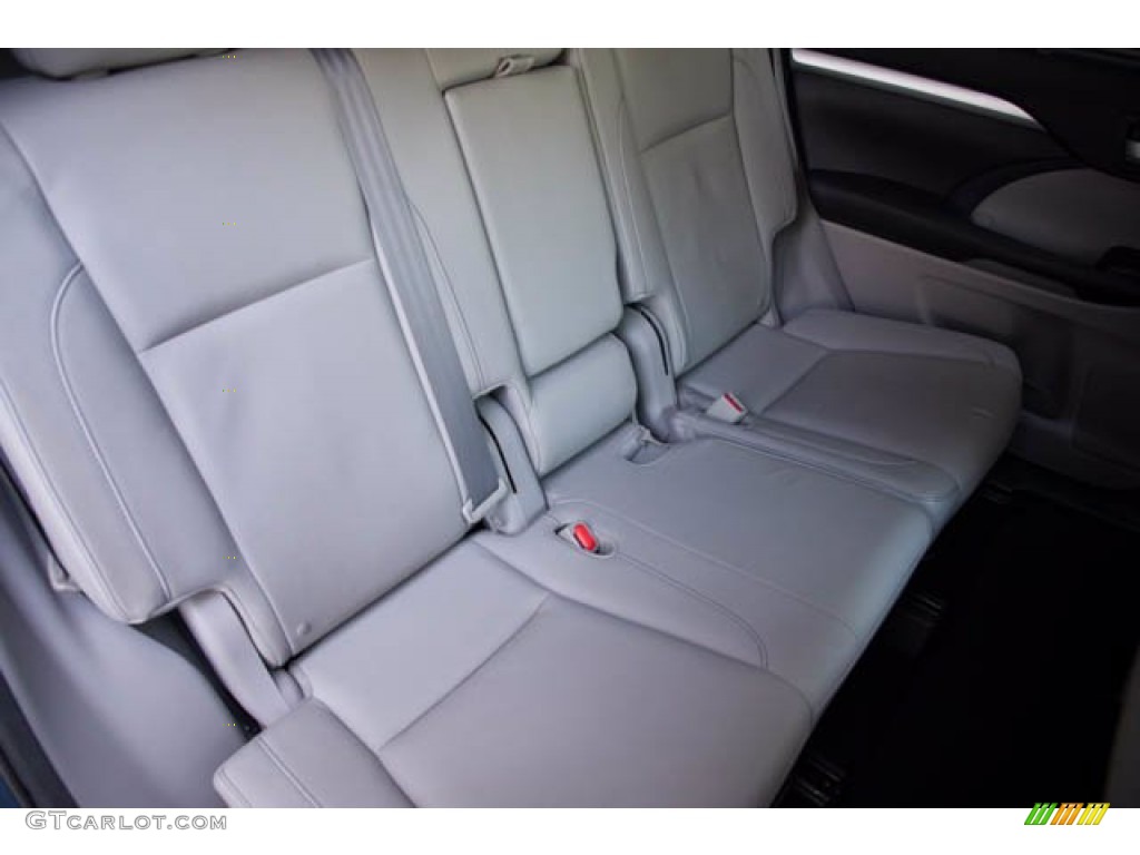 2015 Highlander XLE - Nautical Blue Metallic / Ash photo #22